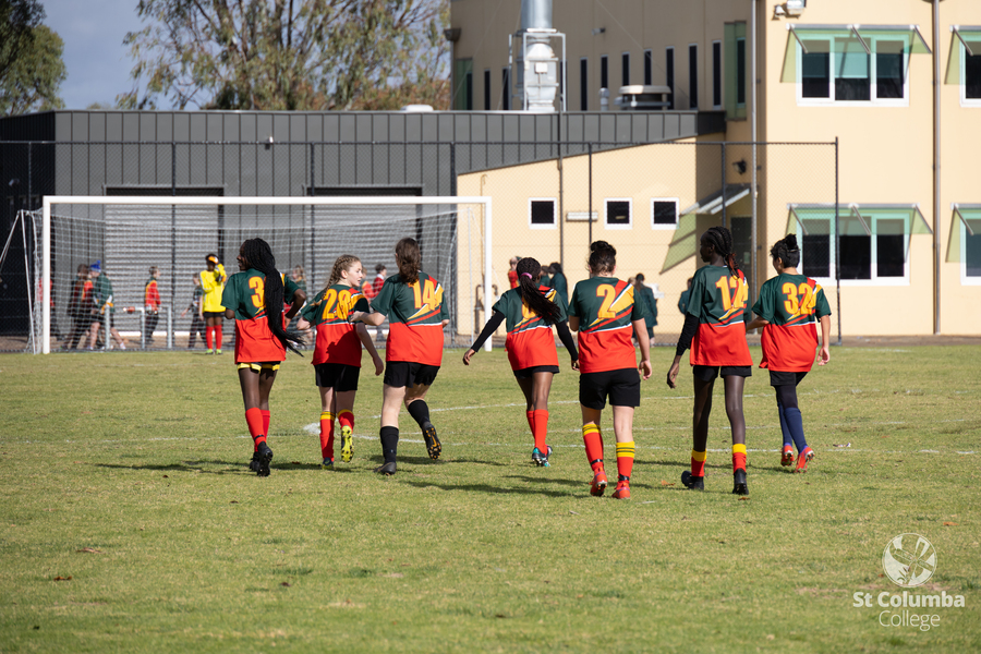Year 8-9 Girls Soccer-25
