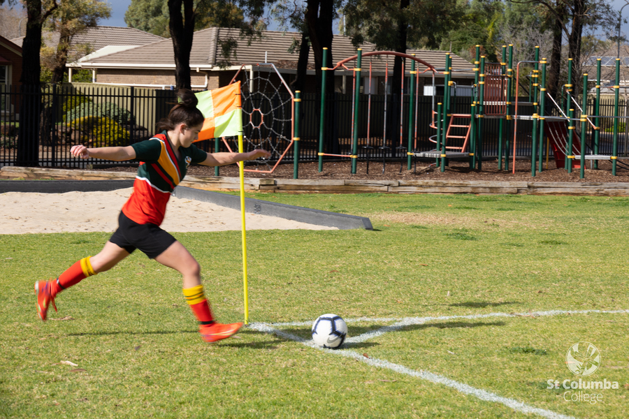 Year 8-9 Girls Soccer-29
