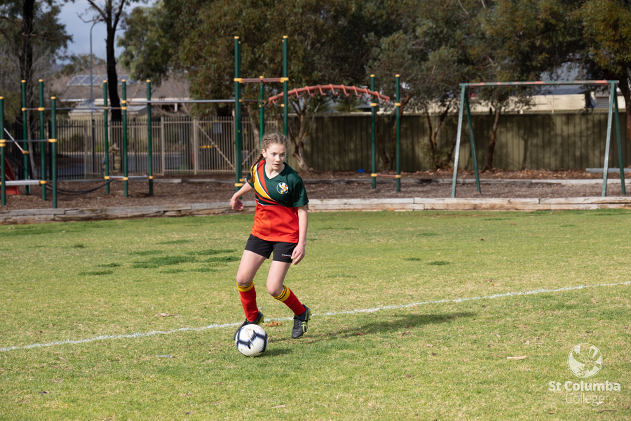 Year 8-9 Girls Soccer-34