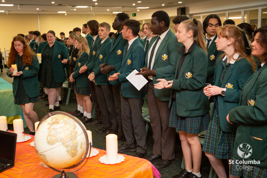 Year12GraduationLiturgy_WM_004