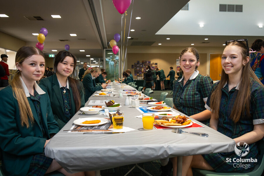 Year12_BreakfastEucharist_edits_WM_014
