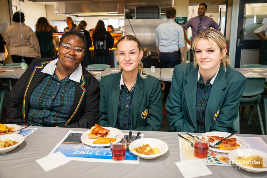 Year12_BreakfastEucharist_edits_WM_017